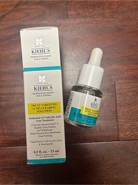 Kiehl's Dermatologist Solutions Truly Targeted Acne-Clearing  0.5fl.oz/15ml